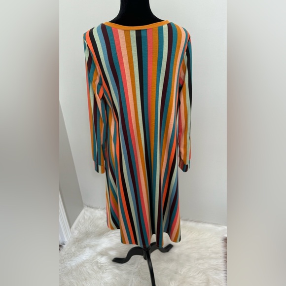 LulaRoe Emily Dress - Picture 2 of 6